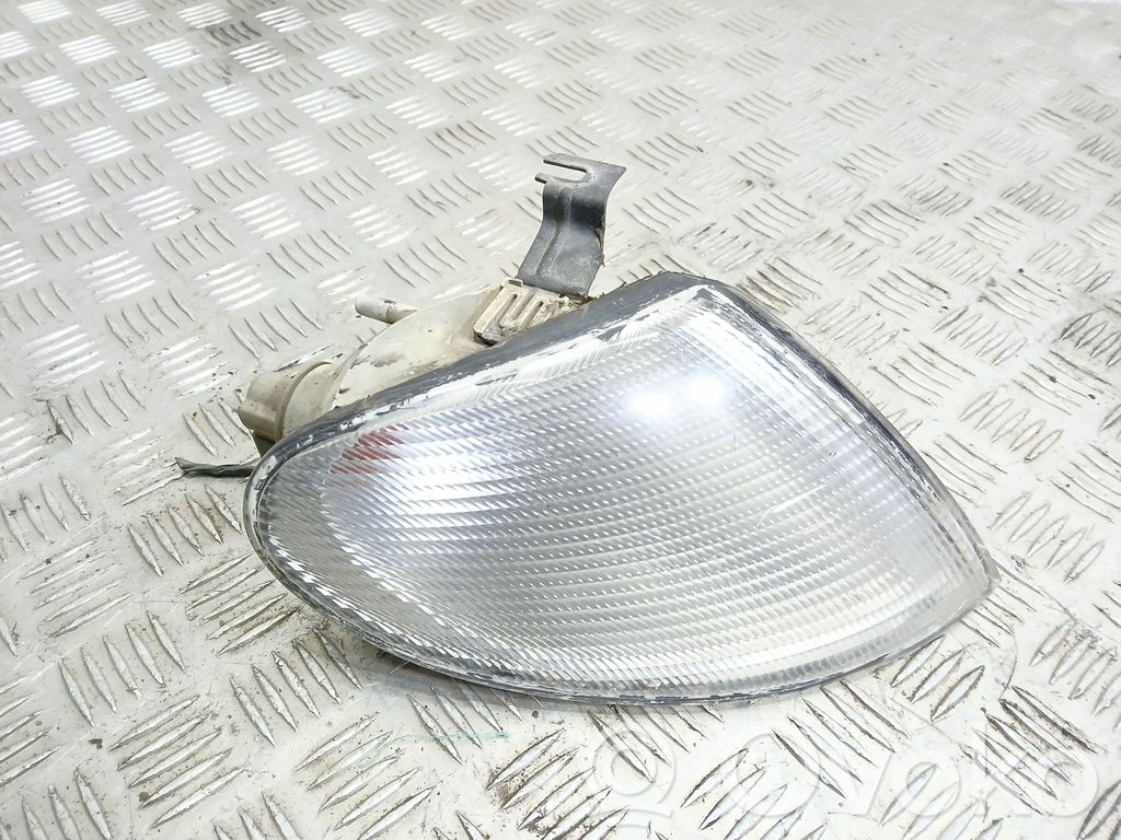 Front indicator light   0311325002