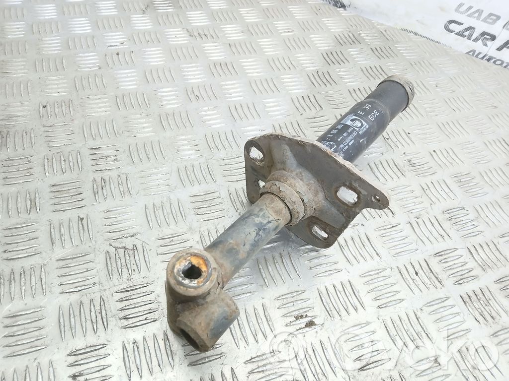BMW 5 E39 Front bumper shock/impact absorber 