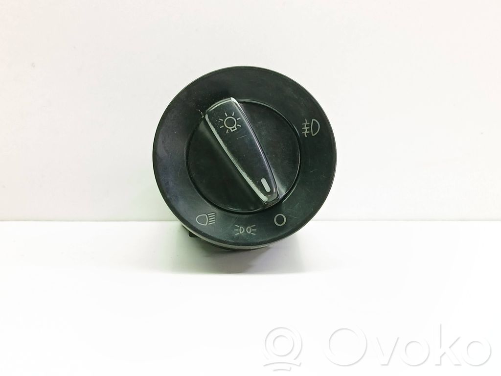 Volkswagen PASSAT B5 Light switch 