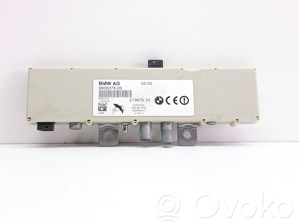 BMW 5 E39 Antenos stiprintuvas 
