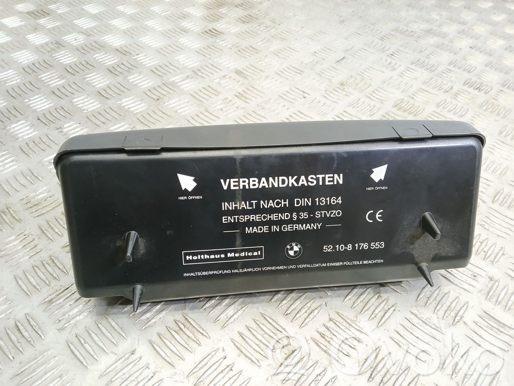 BMW 5 E39 First aid kit 