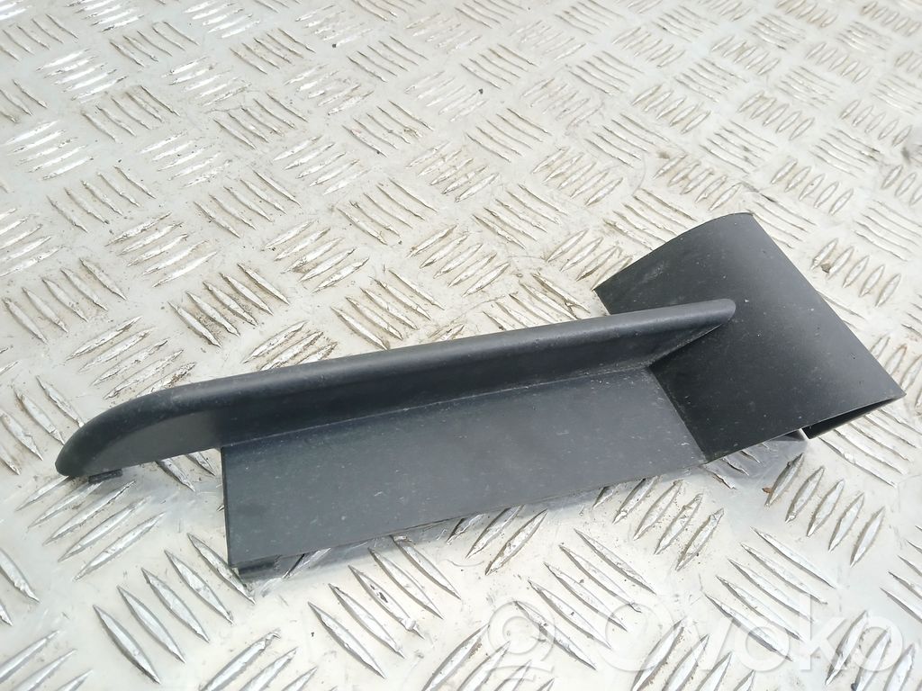 Front bumper lower grill   7056093