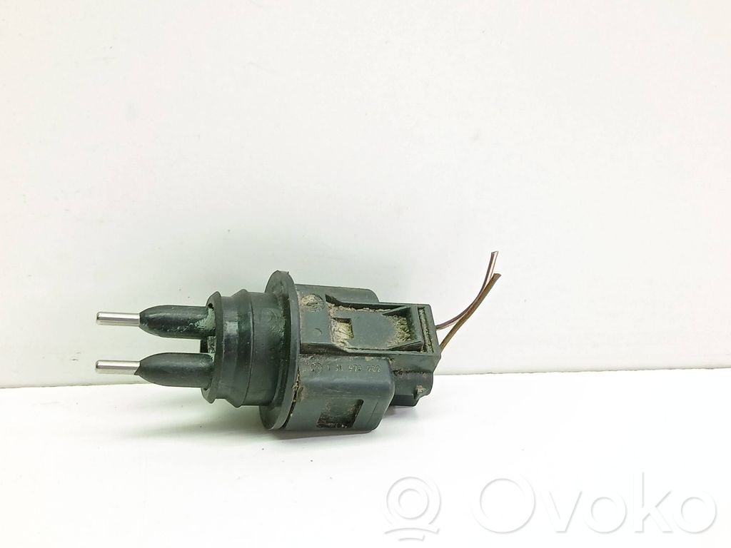 Volkswagen PASSAT B6 Windshield washer fluid level sensor 