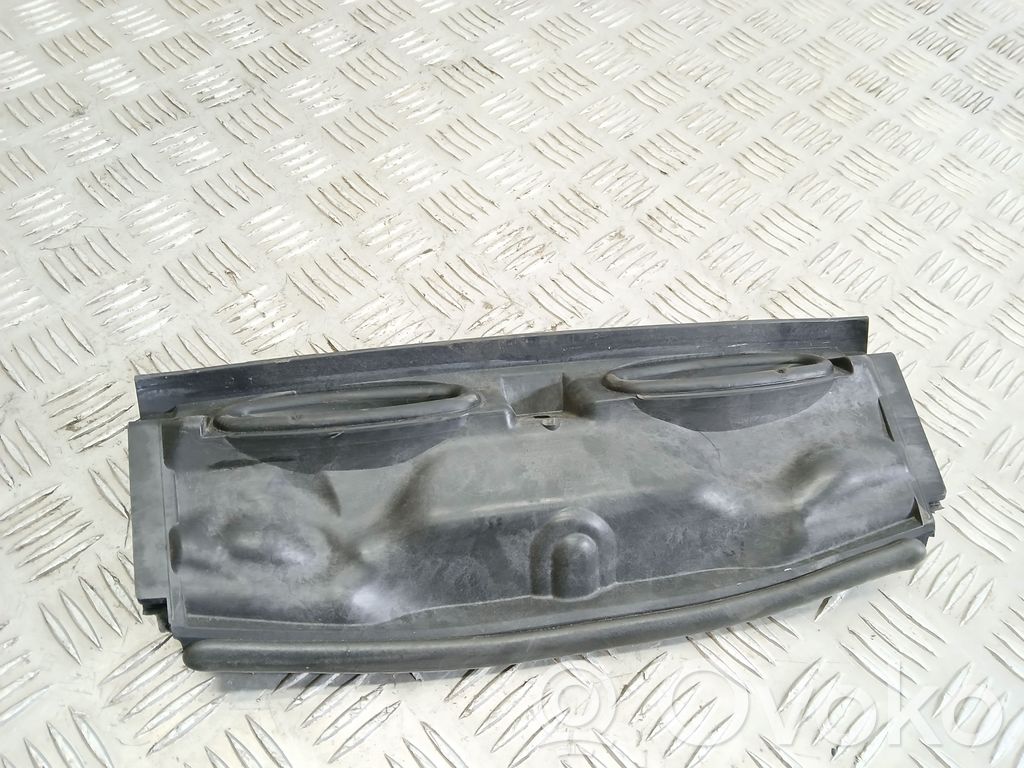 Other engine bay part   9175860