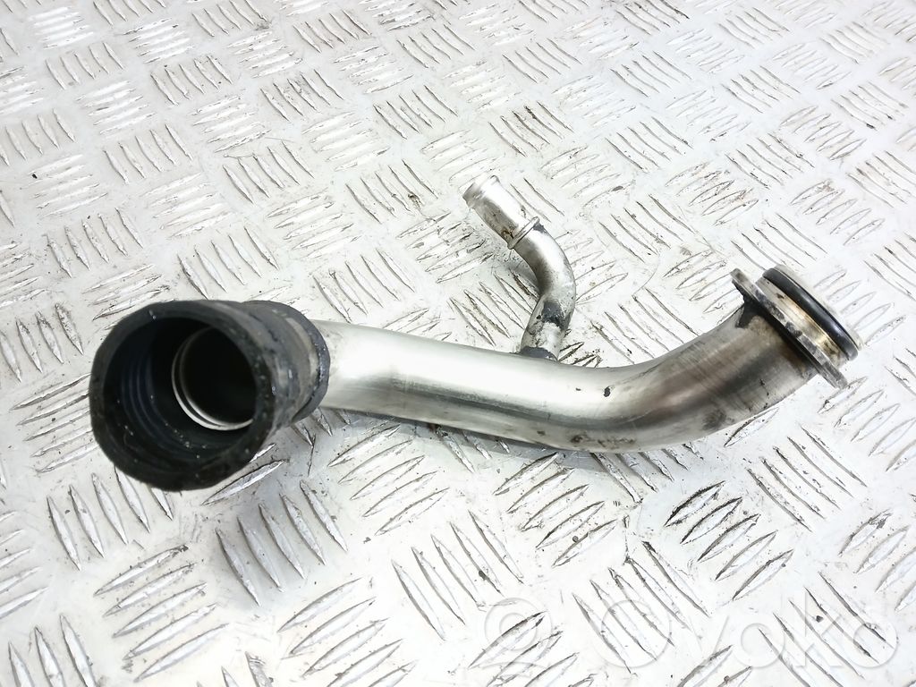 BMW 1 E82 E88 Engine coolant pipe/hose 