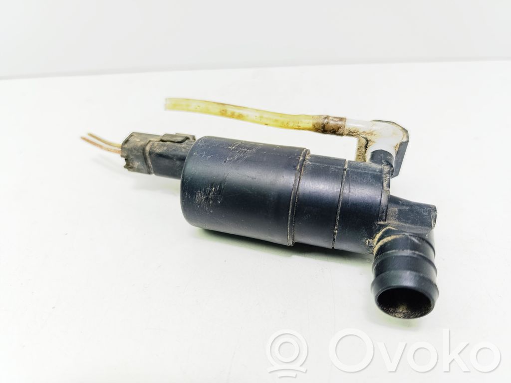 Citroen Xsara Picasso Windscreen/windshield washer pump 