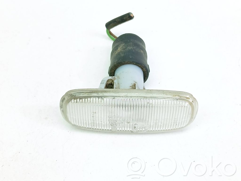 Audi A6 S6 C5 4B Seitenblinker 