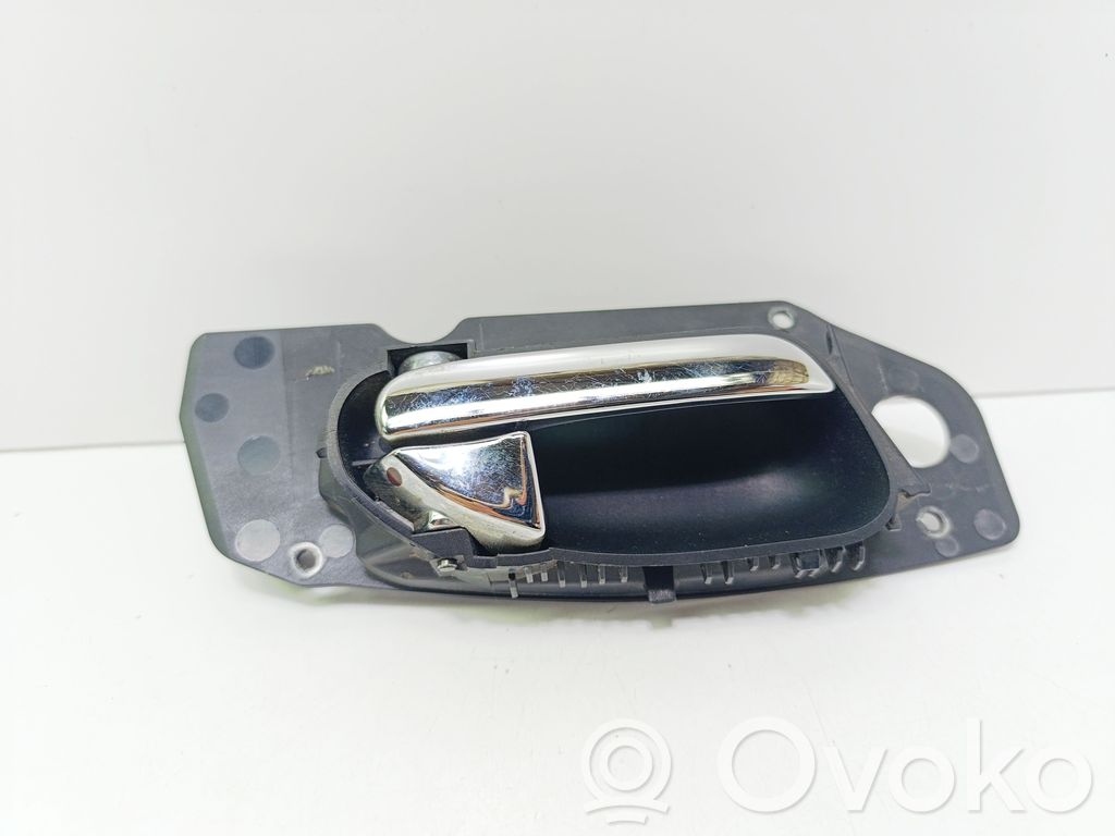 Peugeot 607 Manecilla interna puerta delantera