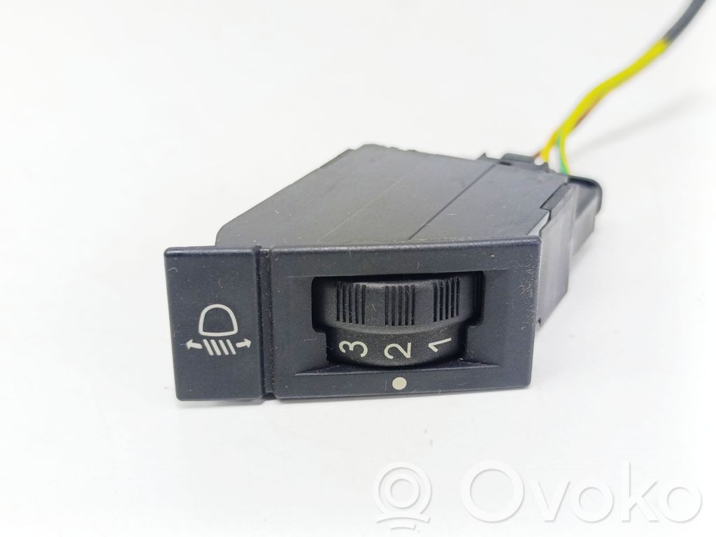 Peugeot 607 Headlight level height control switch 