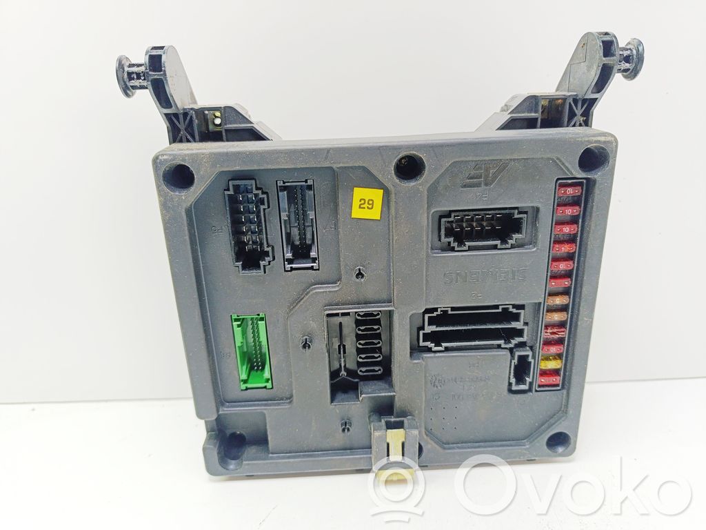 Volkswagen Sharan Fuse module 