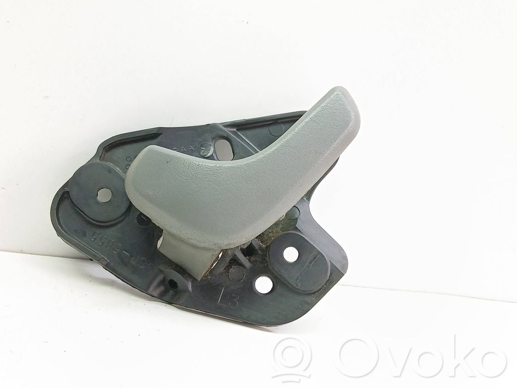 Front door interior handle   04894119AA