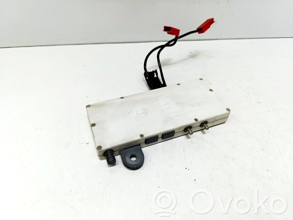 Volvo S80 Aerial antenna amplifier 