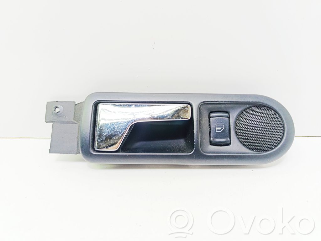 Volkswagen PASSAT B5 Maniglia interna per portiera posteriore 