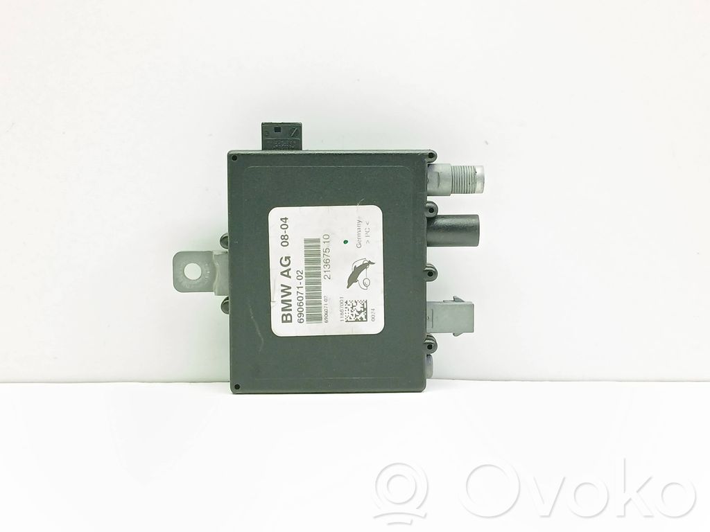 BMW 3 E46 Antenos stiprintuvas 