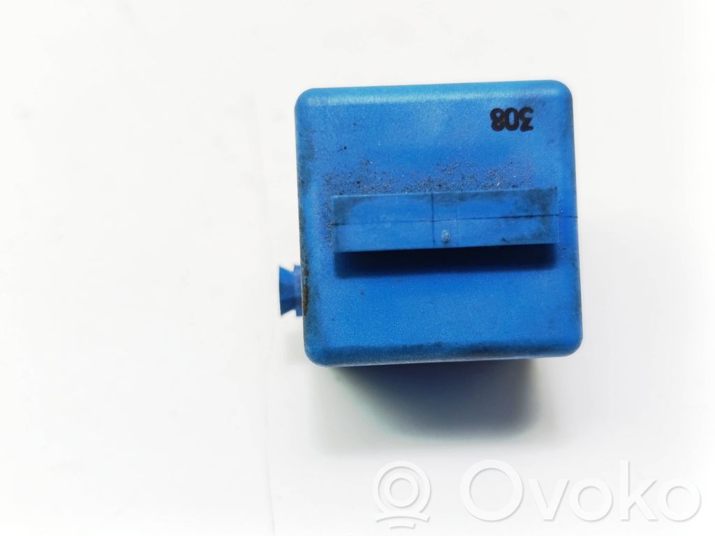 BMW 5 E39 Other relay 