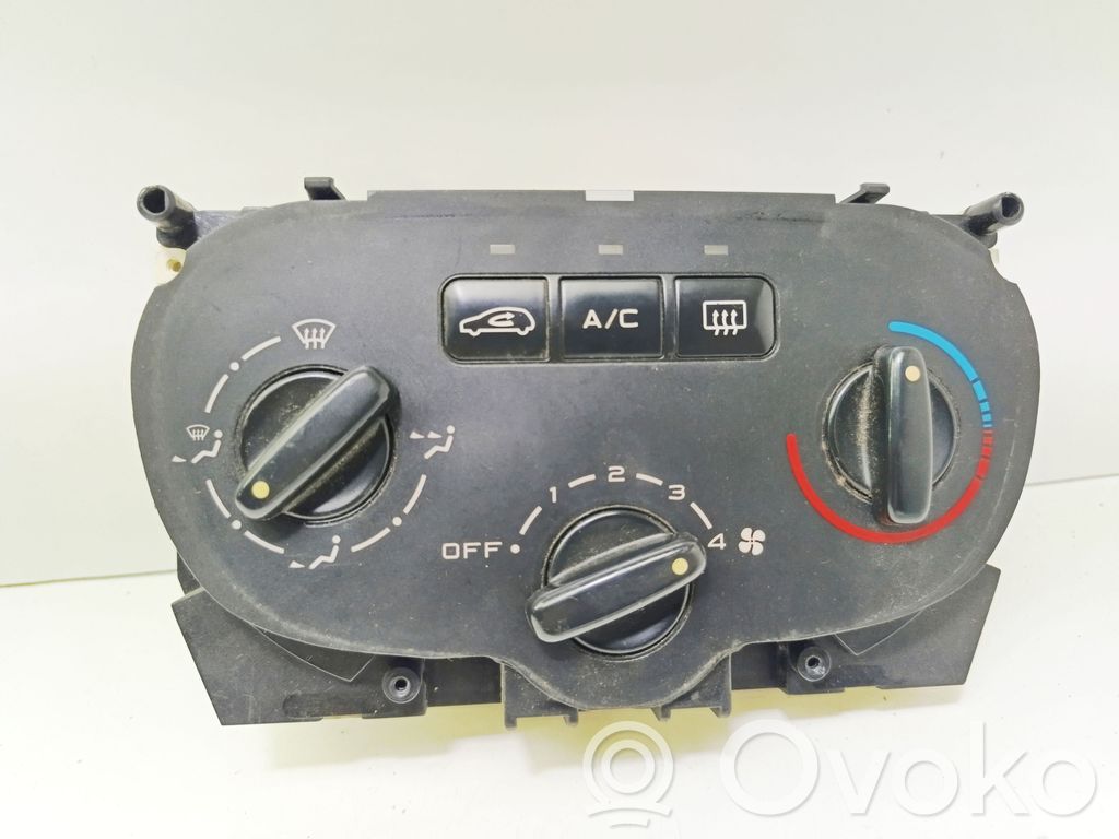Peugeot 307 Climate control unit 