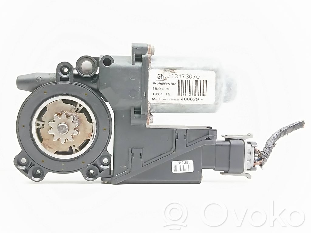 Opel Combo C Motor del regulador de la ventanilla de la puerta delantera 