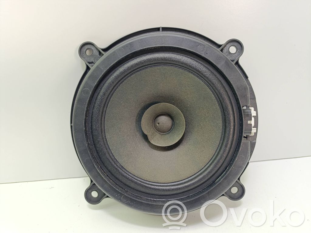 Mazda 6 Altavoz de la puerta delantera 