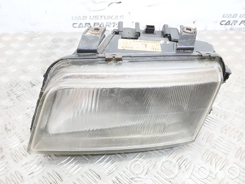 Audi A4 S4 B5 8D Priekšējais lukturis 