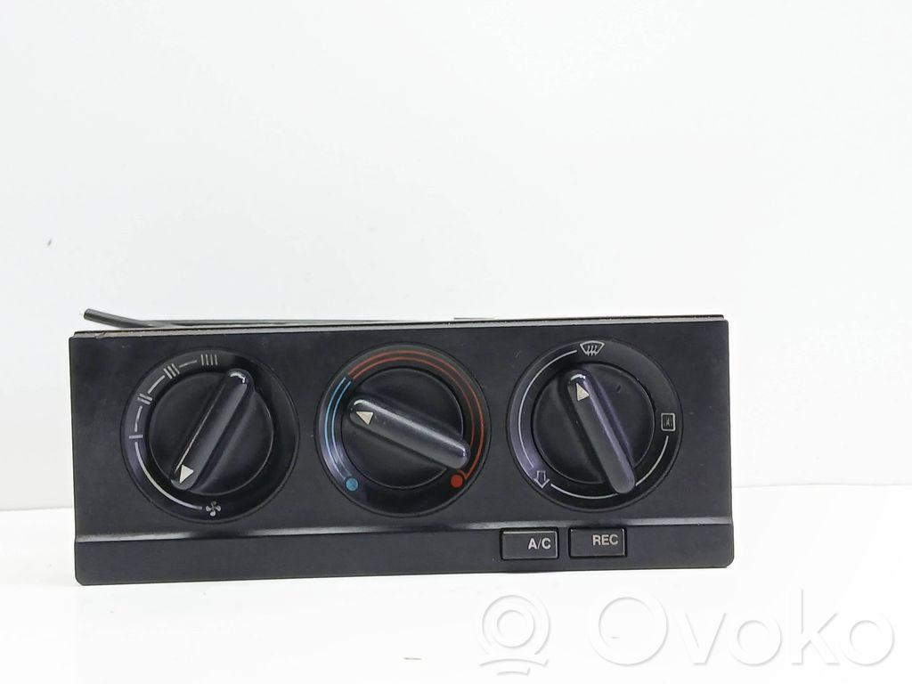 Audi 80 90 S2 B4 Panel klimatyzacji 