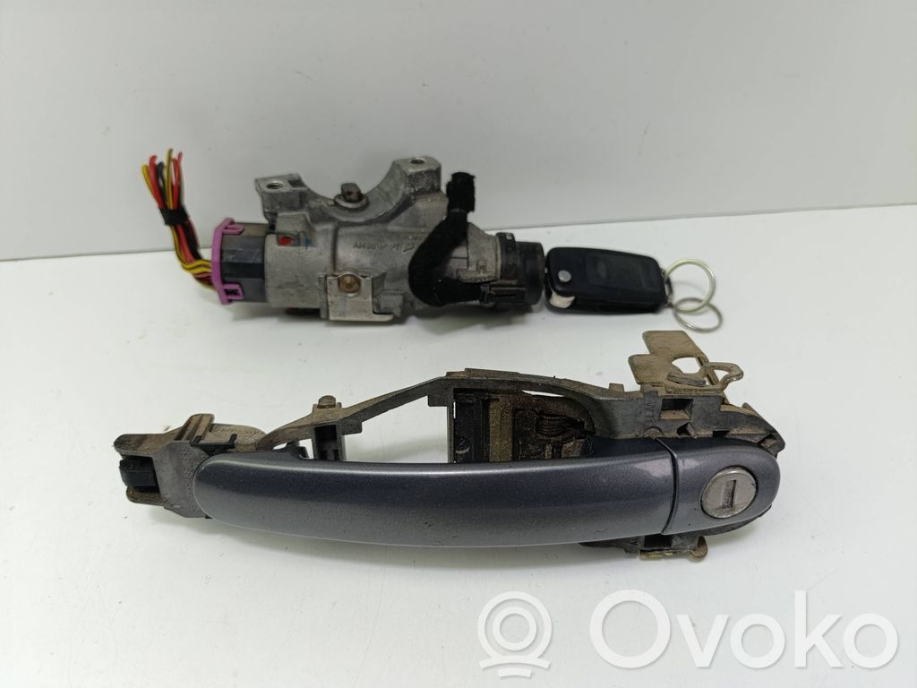 Volkswagen PASSAT B5.5 Set încuietori 