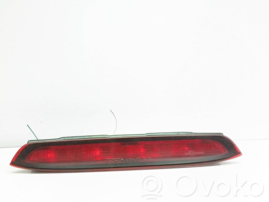 Toyota Corolla Verso E121 Third/center stoplight 