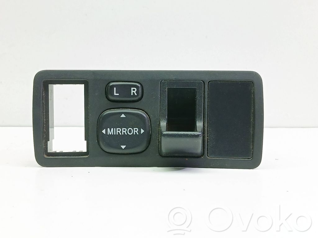 Toyota Corolla Verso E121 Wing mirror switch 