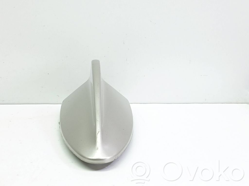 BMW 5 F10 F11 Cubierta de la antena del techo (GPS) 