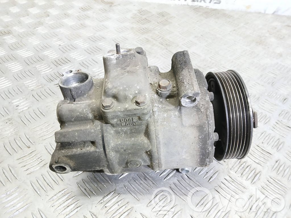 Kompresor / Sprężarka klimatyzacji A/C   1K0820859F,8681P