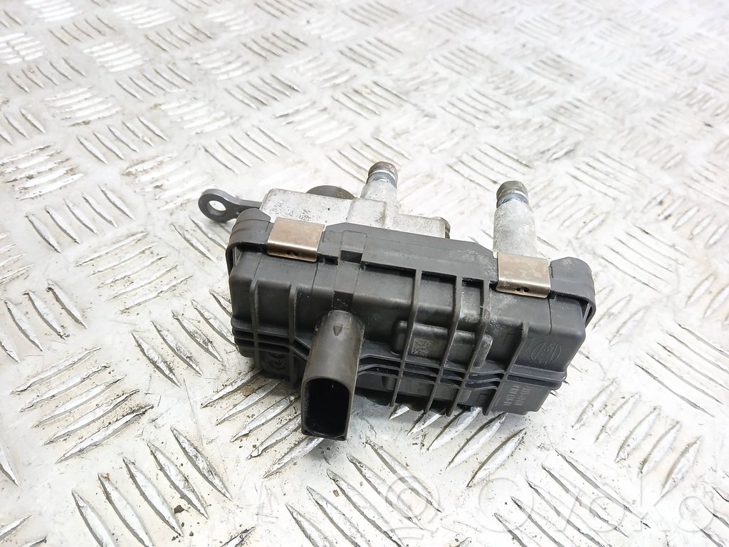 BMW 5 F10 F11 Turbine electric control actuator 