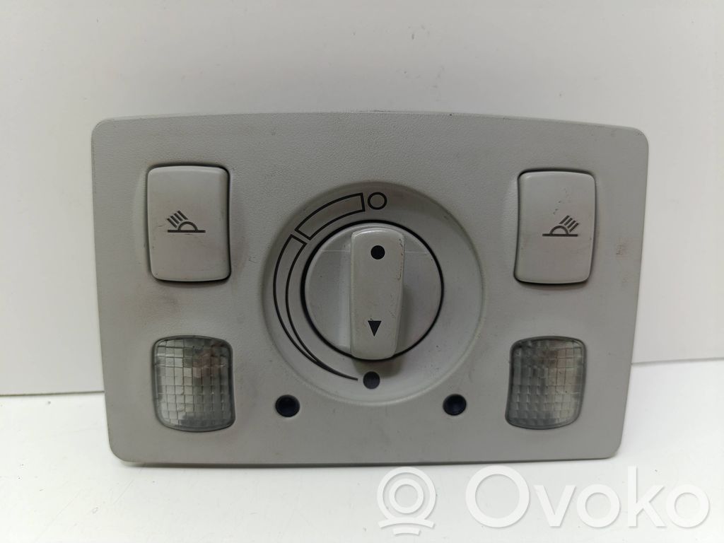 Audi A6 S6 C5 4B Luz del asiento delantero 