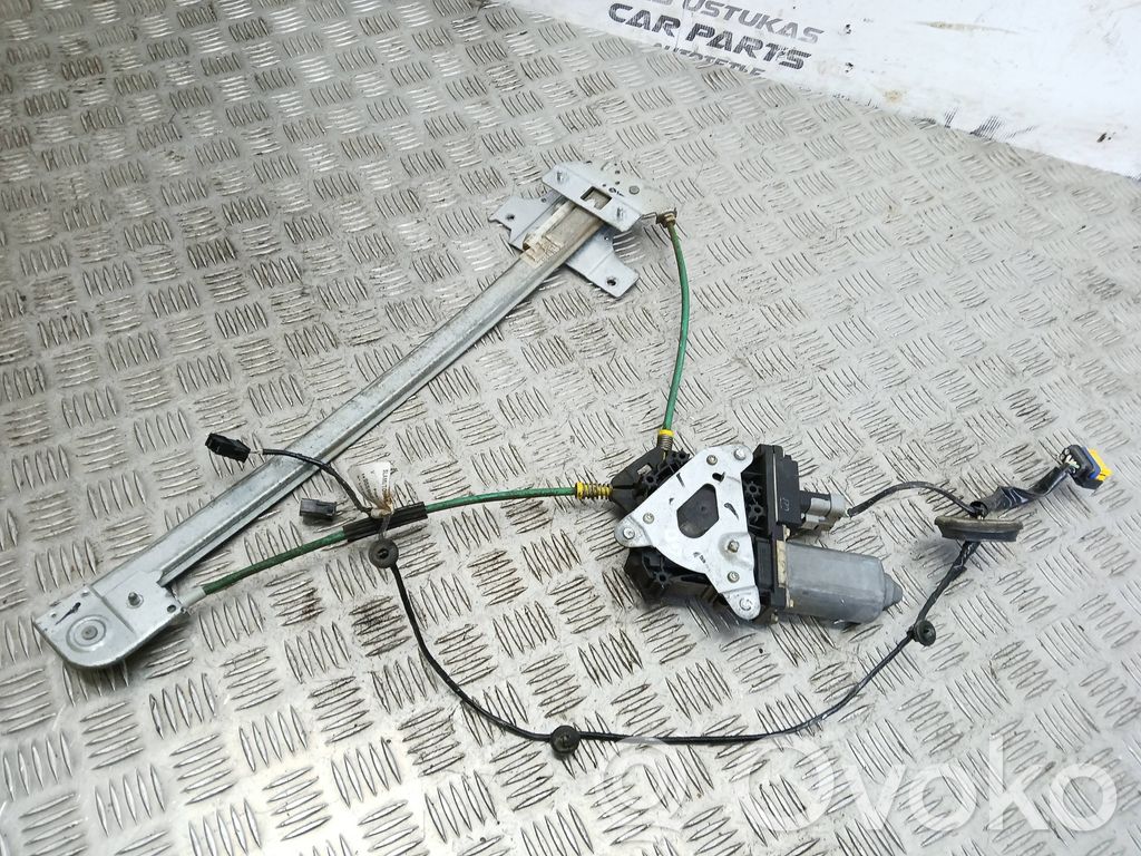 Regulador de puerta trasera con motor