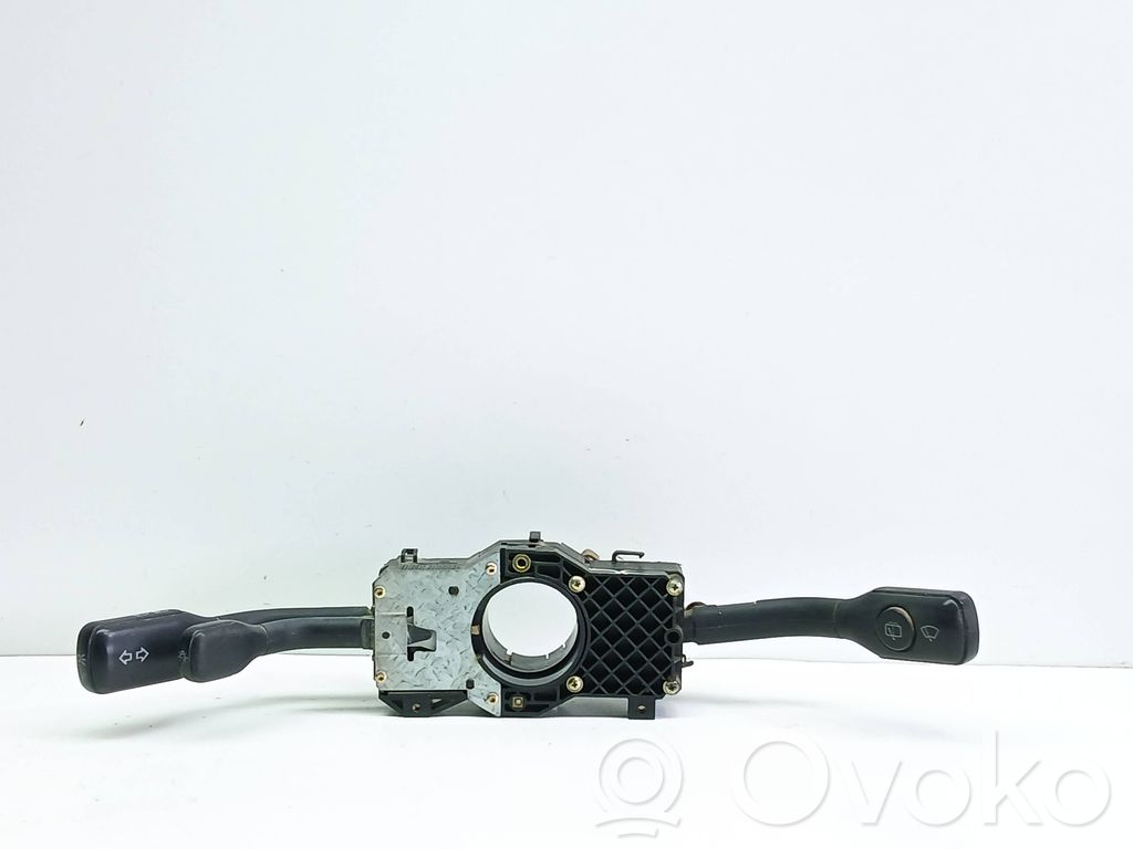 Audi A4 S4 B5 8D Commodo, commande essuie-glace/phare 
