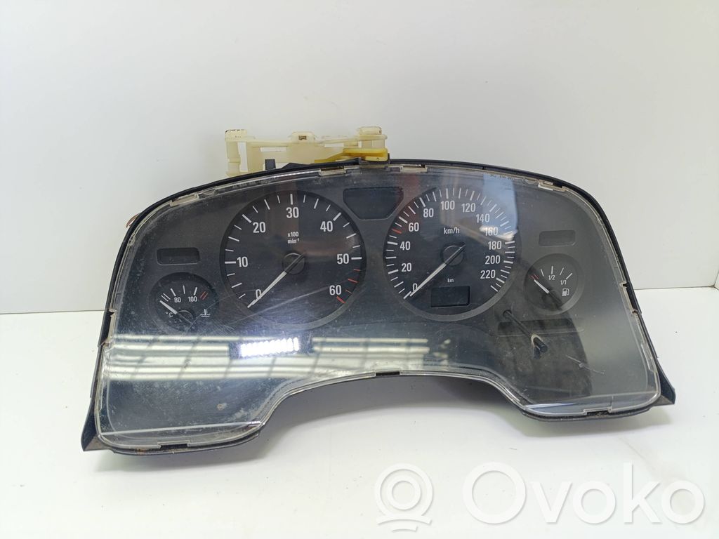 Opel Zafira A Vitezometru (grup de instrumente) 