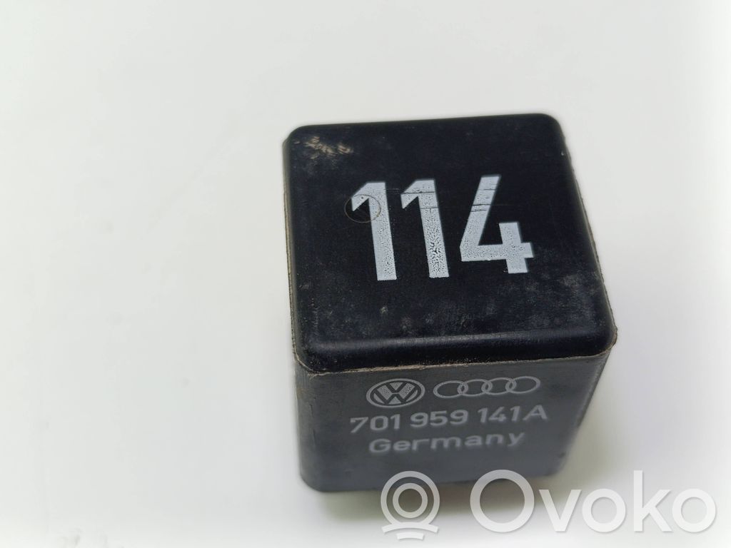 Otros relés   701959141A