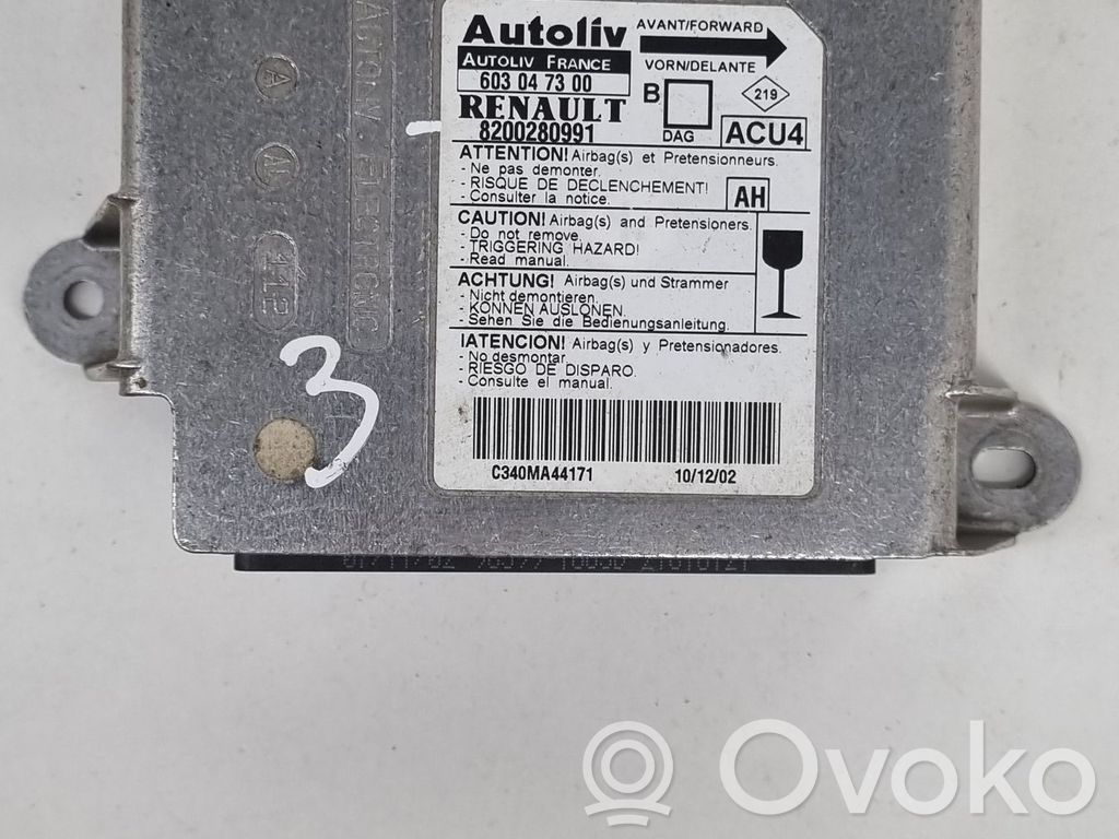 Renault Megane I Airbag control unit/module 
