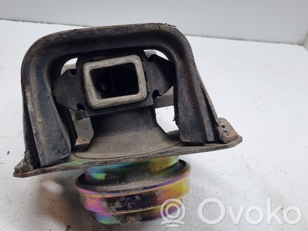 Citroen C4 I Engine mount bracket 