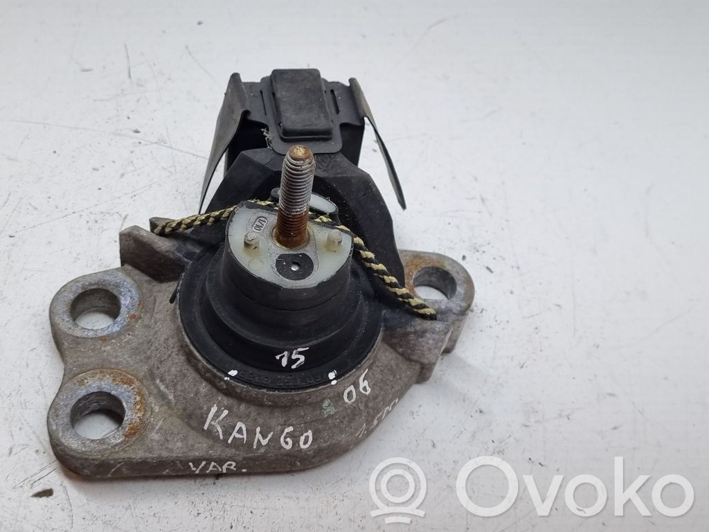 Renault Kangoo I Engine mount bracket 