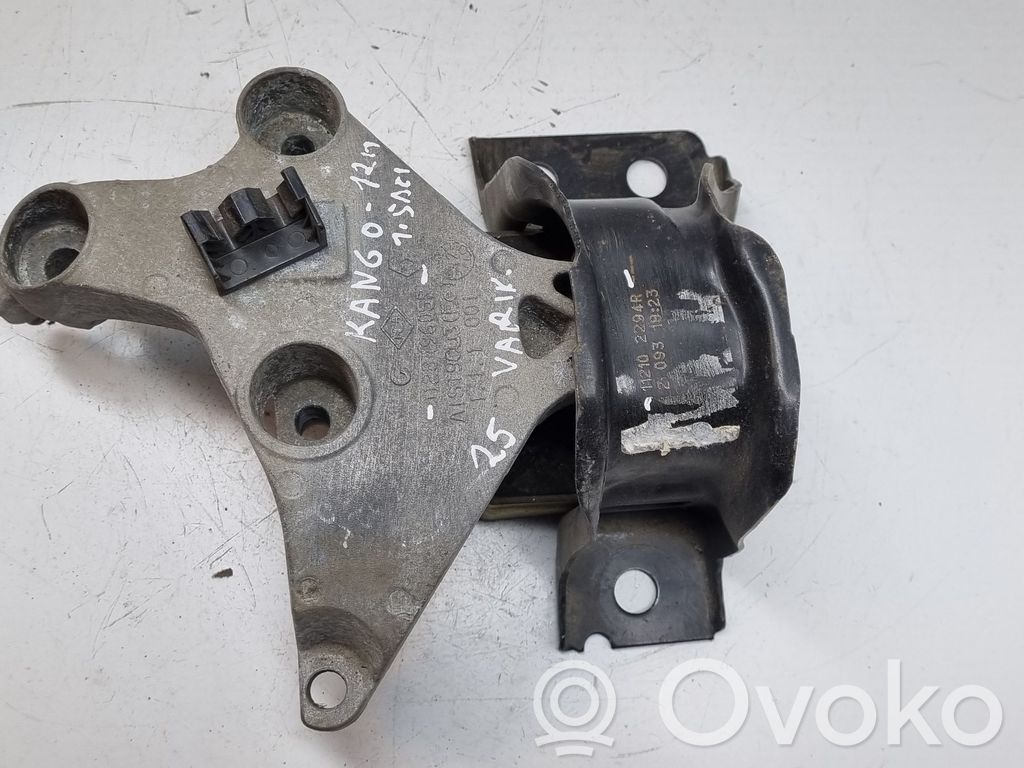 Renault Kangoo II Engine mount bracket 