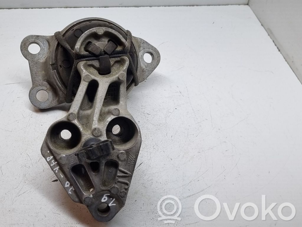 Renault Megane III Engine mount bracket 
