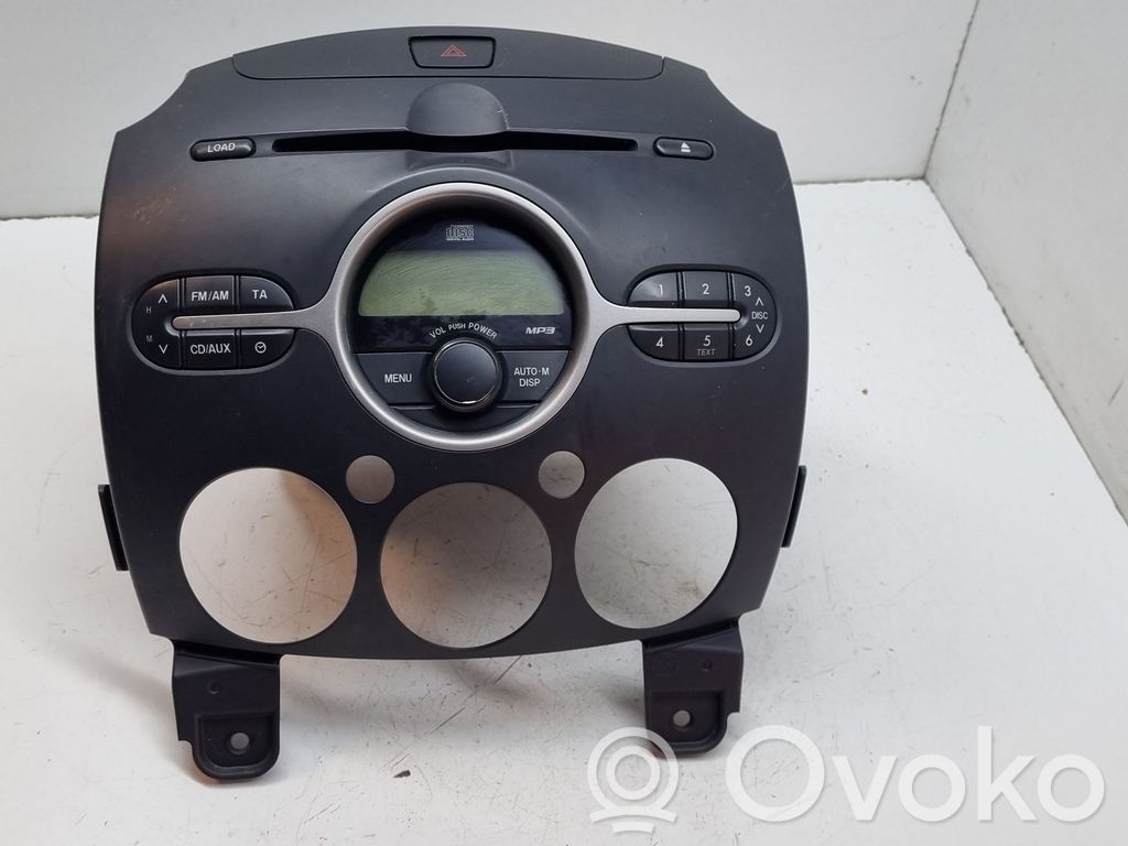 Mazda 2 Radio / CD/DVD atskaņotājs / navigācija 