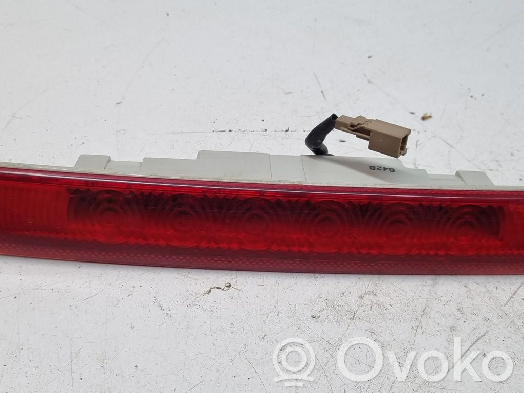 Renault Koleos I Third/center stoplight 