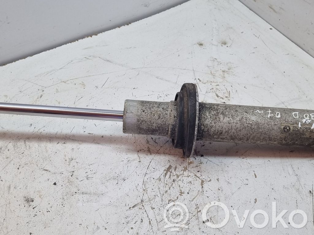 BMW 5 E60 E61 Aizmugurē amortizators 