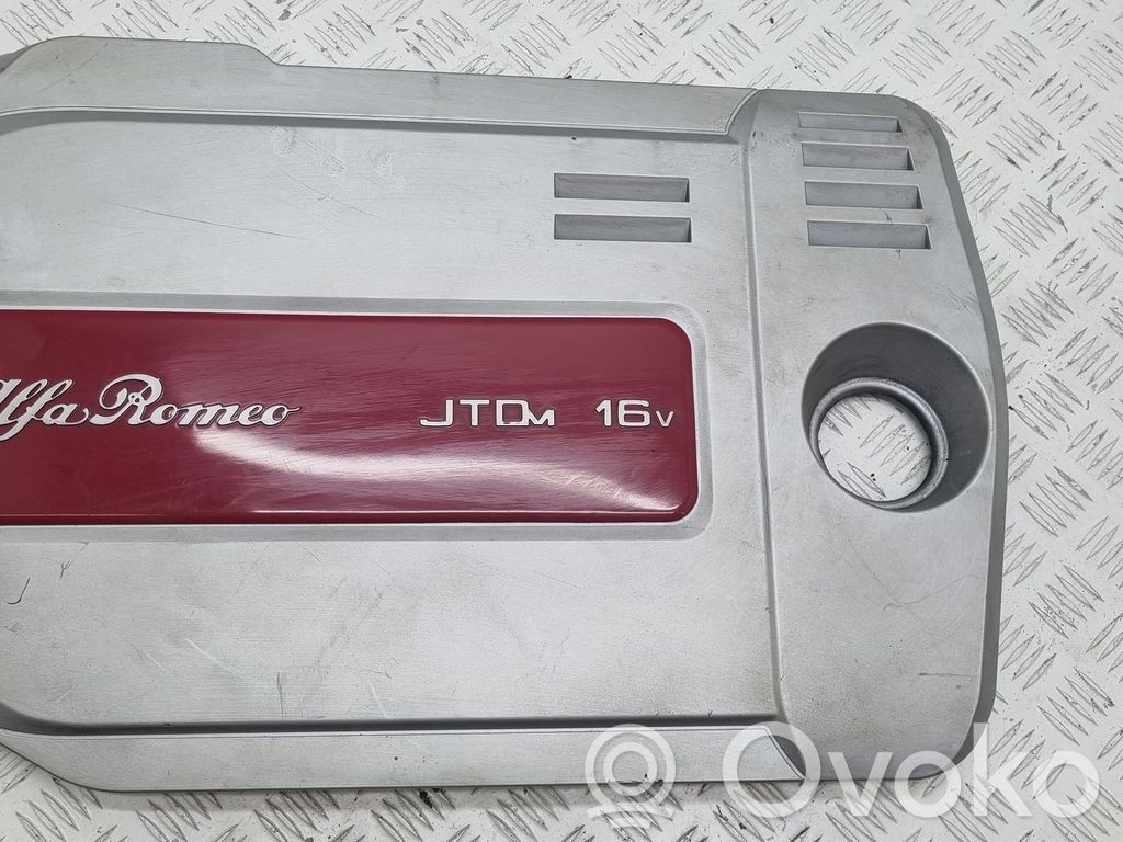 Alfa Romeo 159 Engine cover (trim) 