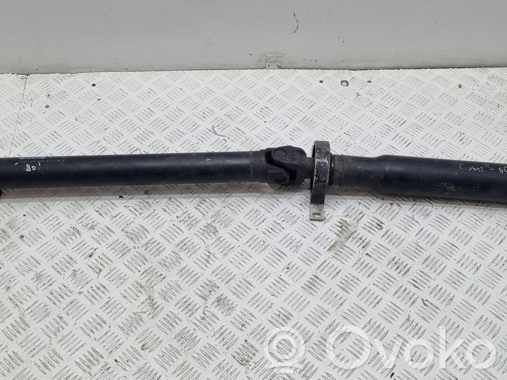 BMW 5 E60 E61 Kardanas komplekte 