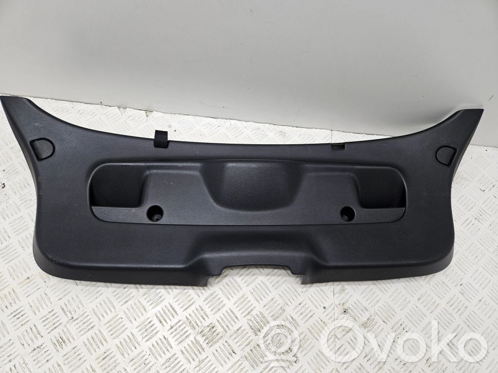 Citroen DS3 Tailgate trim 