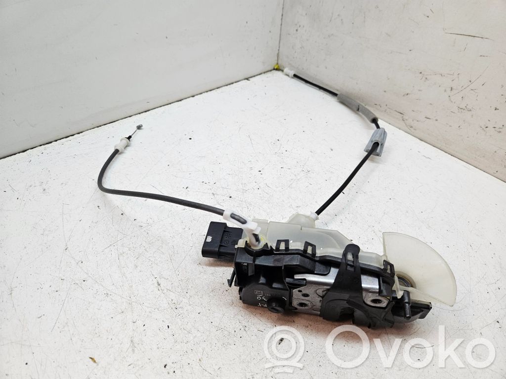 Citroen C3 Front door lock 