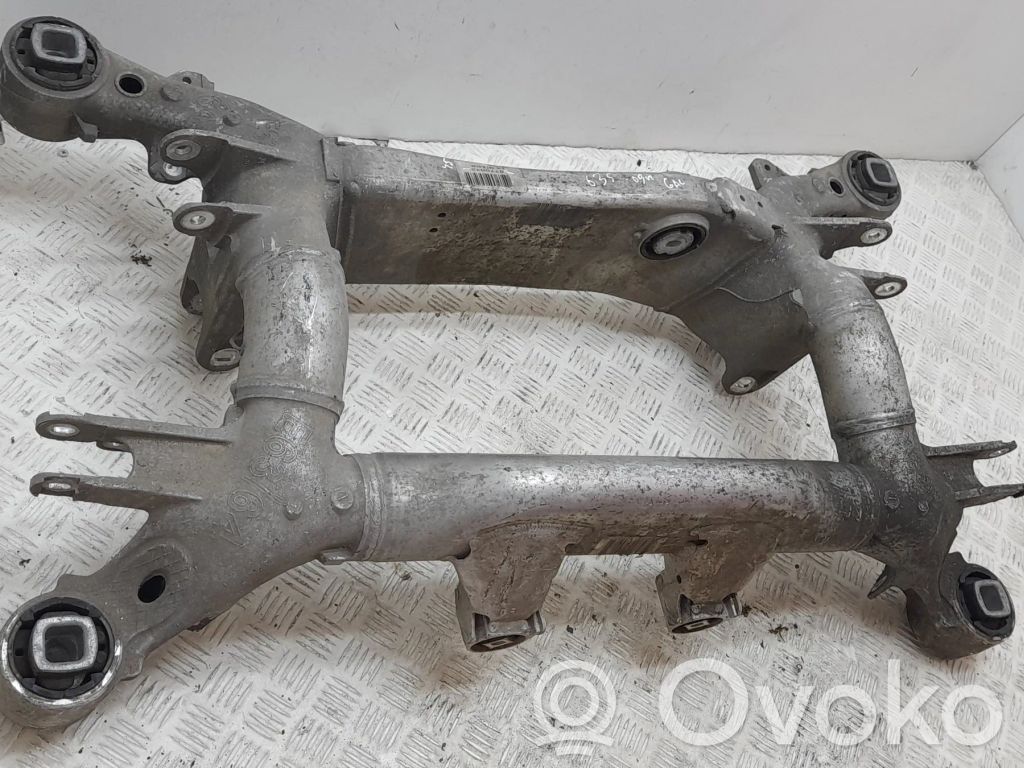 BMW 6 E63 E64 Galinis traversas 