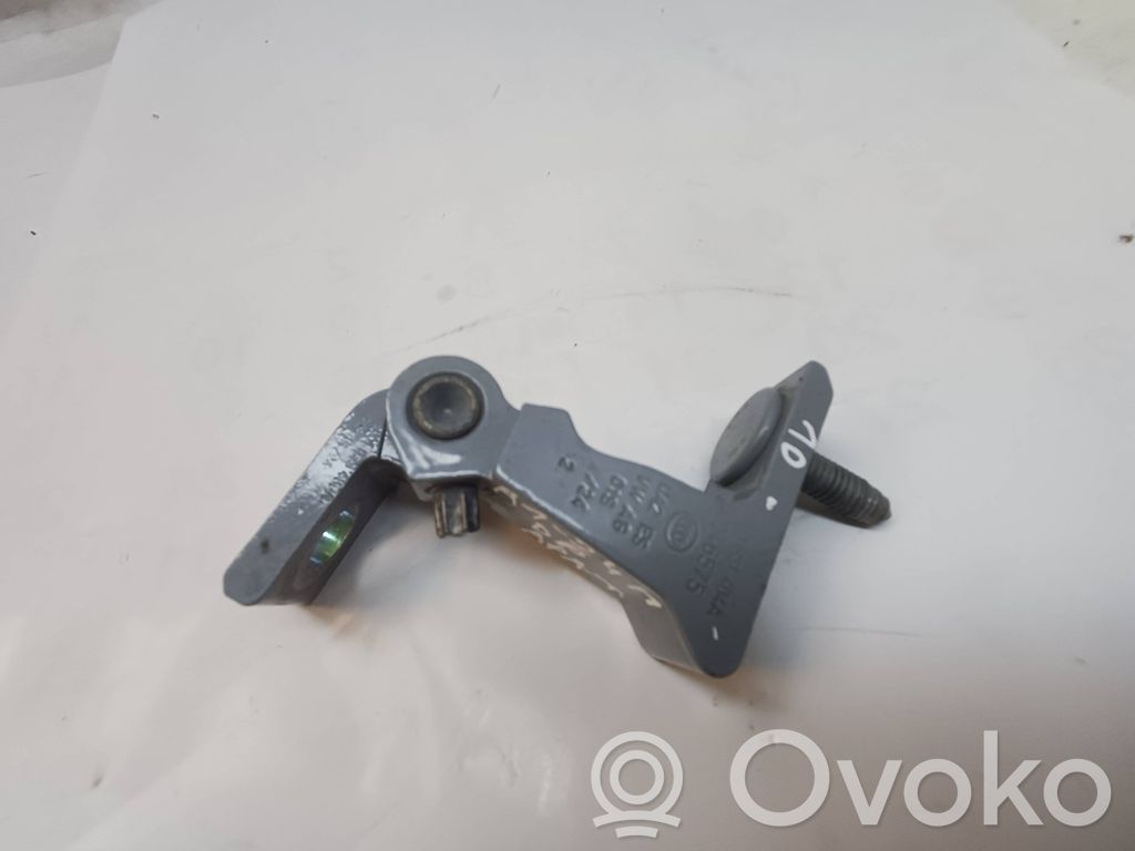 Audi A1 Cerniera inferiore della portiera anteriore 