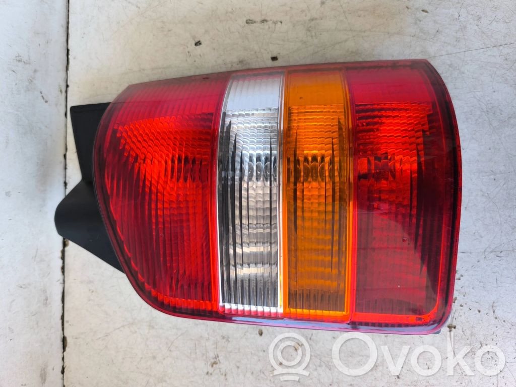 Volkswagen Transporter - Caravelle T5 Lampa tylna 